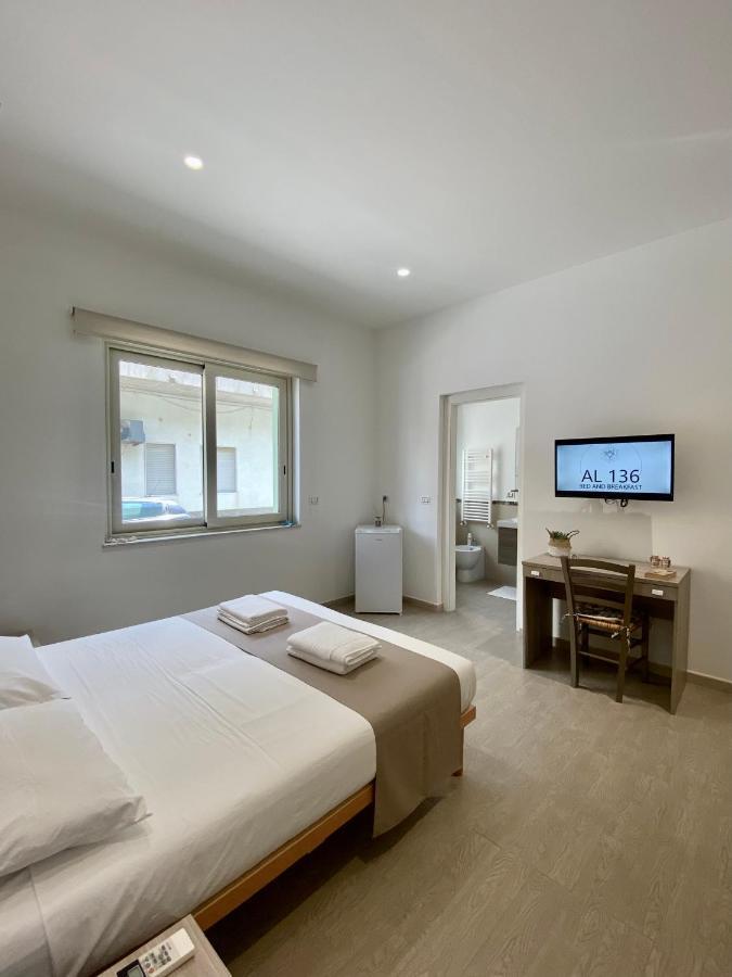 Bed and Breakfast Al 136 Capo dʼOrlando Exterior foto